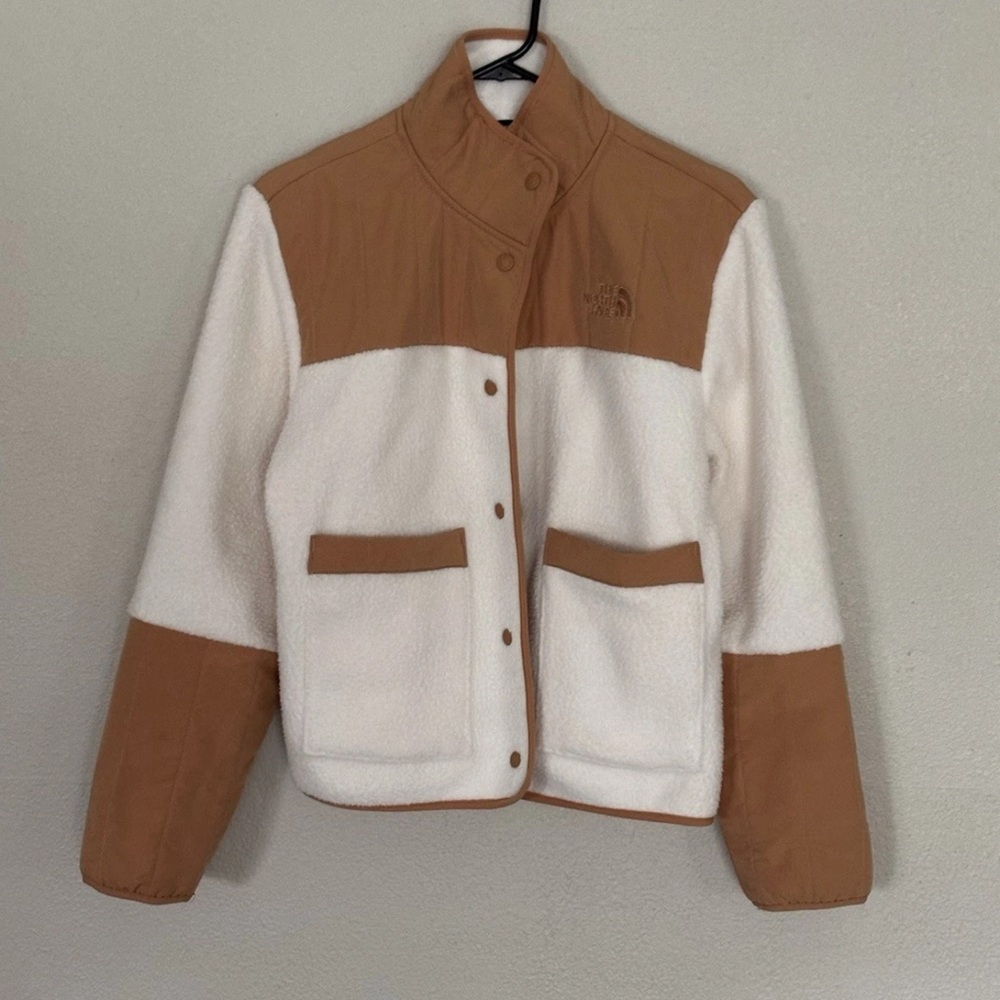 The North Face Cragmont Fleece Shacket Women's Medium Almond Butter White Jacket